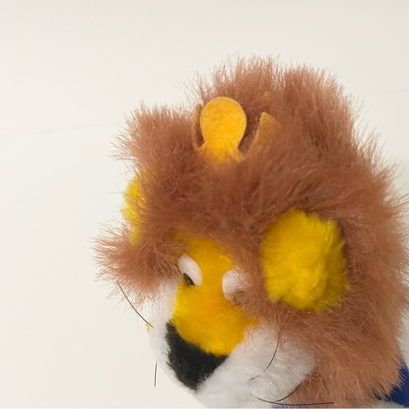 Vintage 1993 Liberty Toy King Lion Plush Stuffed Animal - Picture 4 of 16